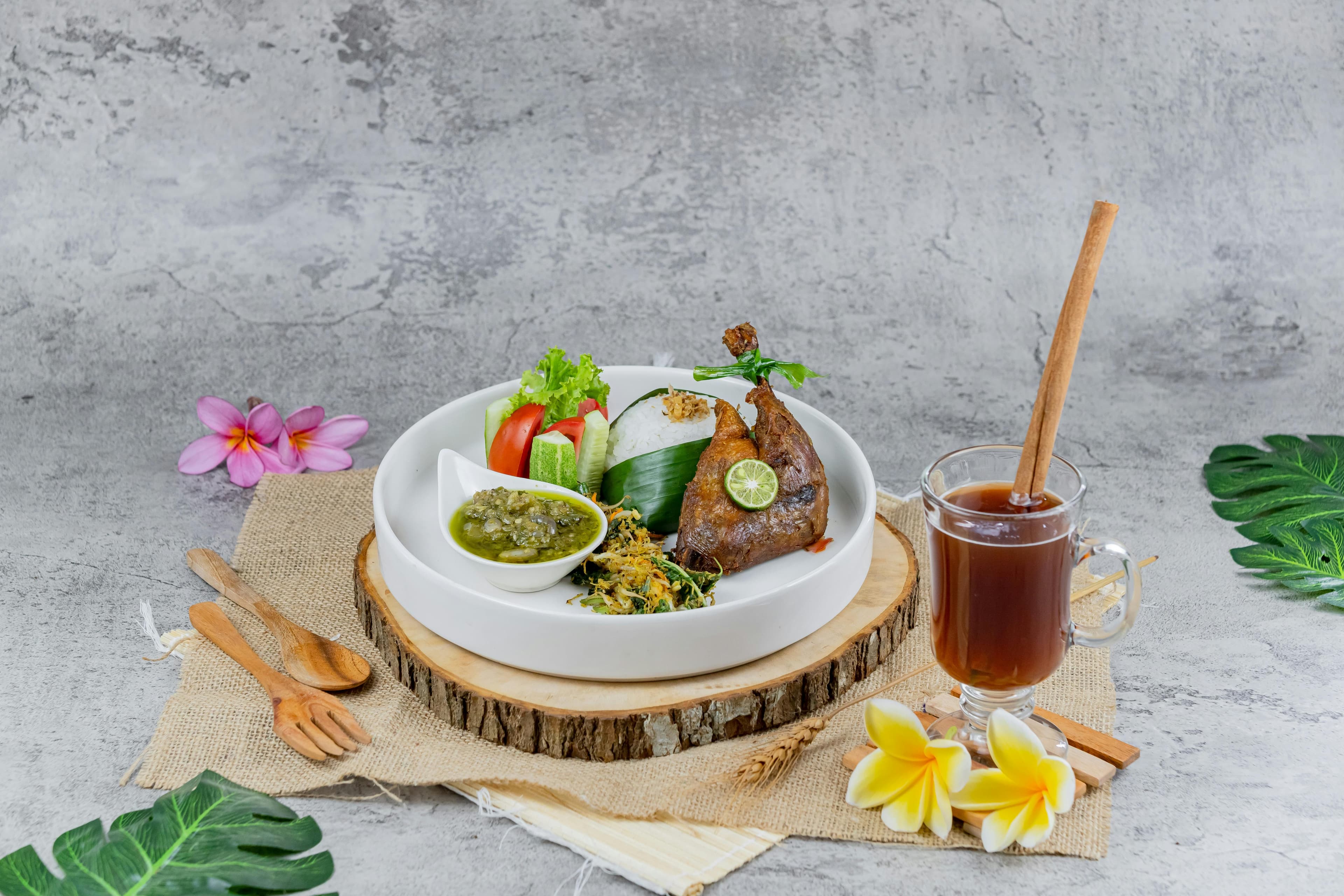 Paket Ayam + Es Teh